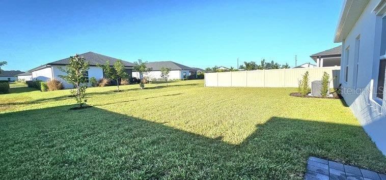 For Rent: $2,350 (4 beds, 2 baths, 2551 Square Feet)