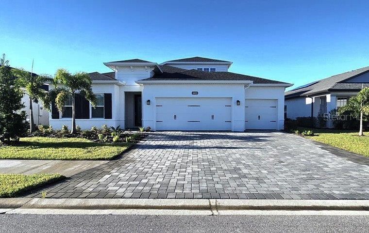 For Rent: $2,350 (4 beds, 2 baths, 2551 Square Feet)