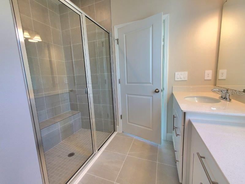 For Rent: $2,350 (4 beds, 2 baths, 2551 Square Feet)