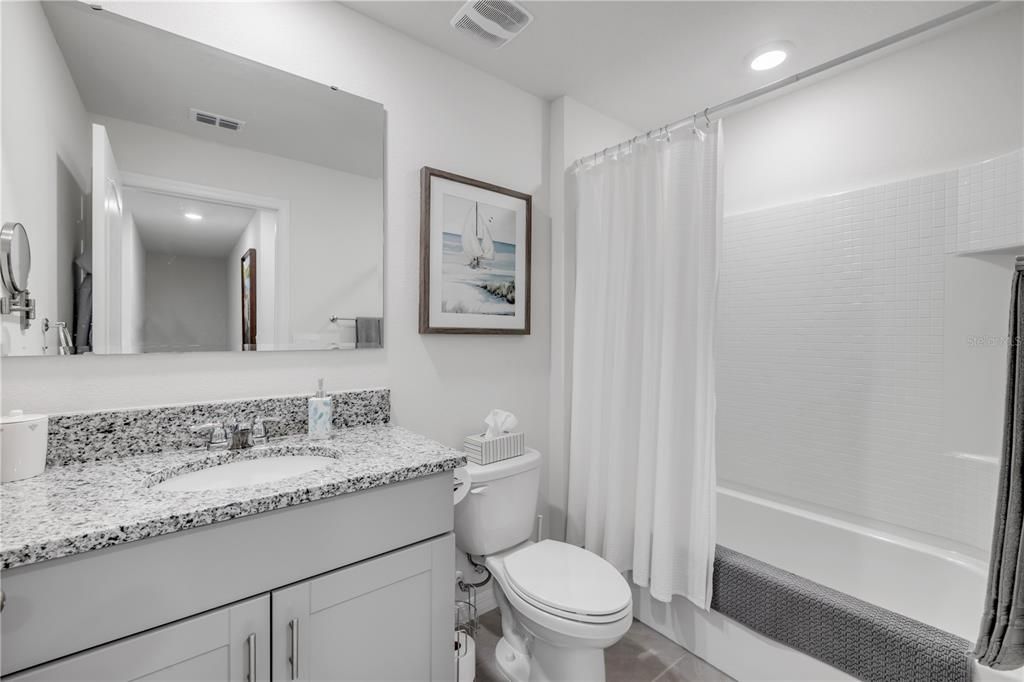 Active With Contract: $329,900 (3 beds, 2 baths, 1672 Square Feet)