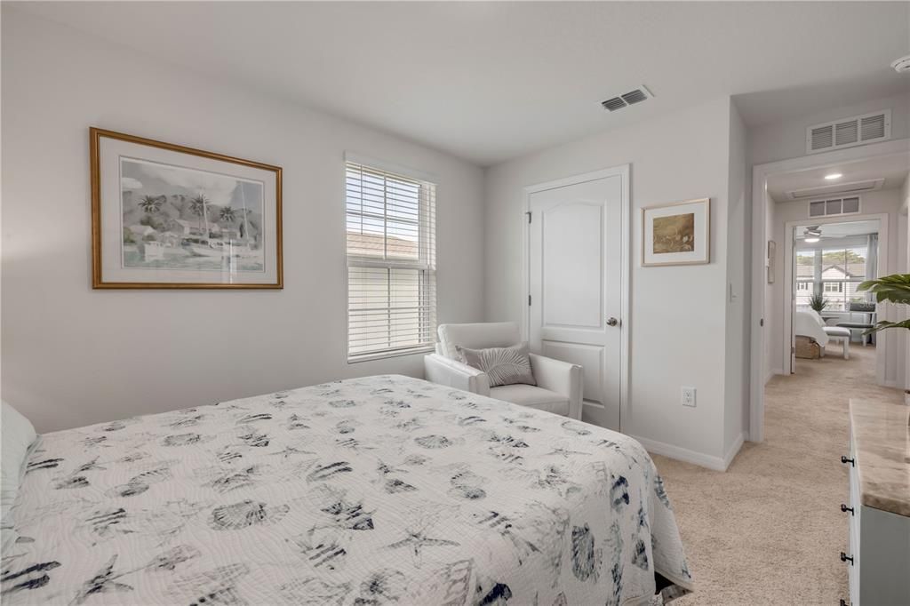 Active With Contract: $329,900 (3 beds, 2 baths, 1672 Square Feet)