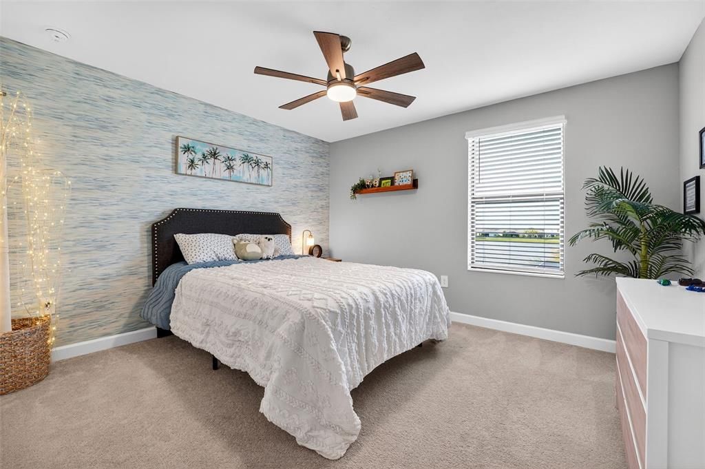 En Venta: $825,000 (5 camas, 3 baños, 3257 Pies cuadrados)