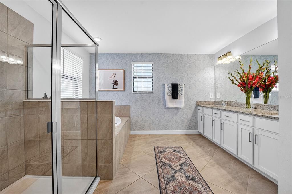 En Venta: $825,000 (5 camas, 3 baños, 3257 Pies cuadrados)