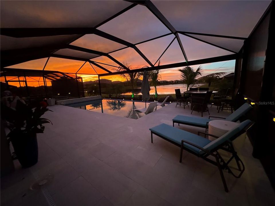 En Venta: $825,000 (5 camas, 3 baños, 3257 Pies cuadrados)