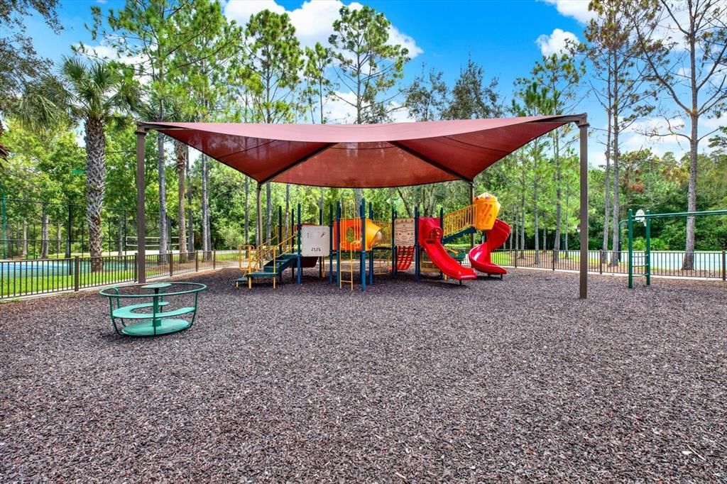 Active With Contract: $275,000 (4 beds, 3 baths, 1612 Square Feet)