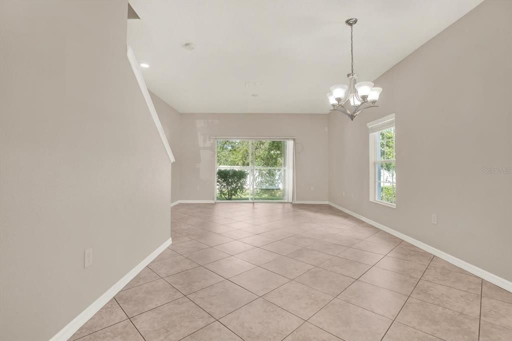 Active With Contract: $275,000 (4 beds, 3 baths, 1612 Square Feet)