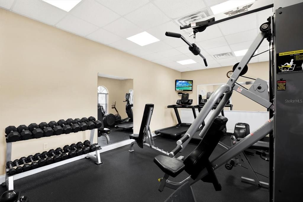 Active With Contract: $275,000 (4 beds, 3 baths, 1612 Square Feet)