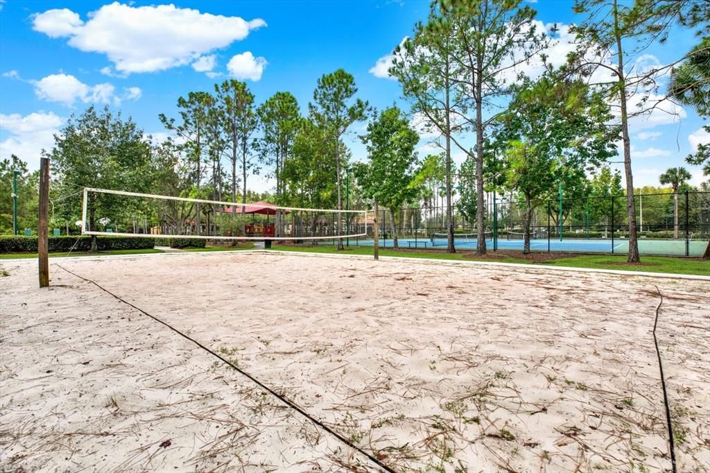 Active With Contract: $275,000 (4 beds, 3 baths, 1612 Square Feet)