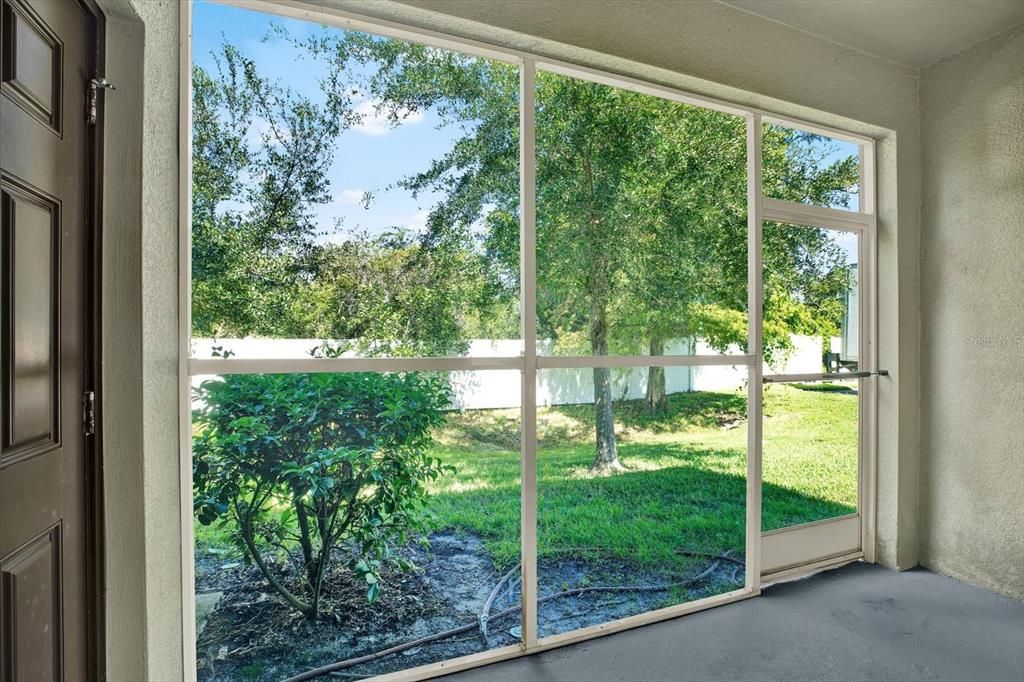 Active With Contract: $275,000 (4 beds, 3 baths, 1612 Square Feet)