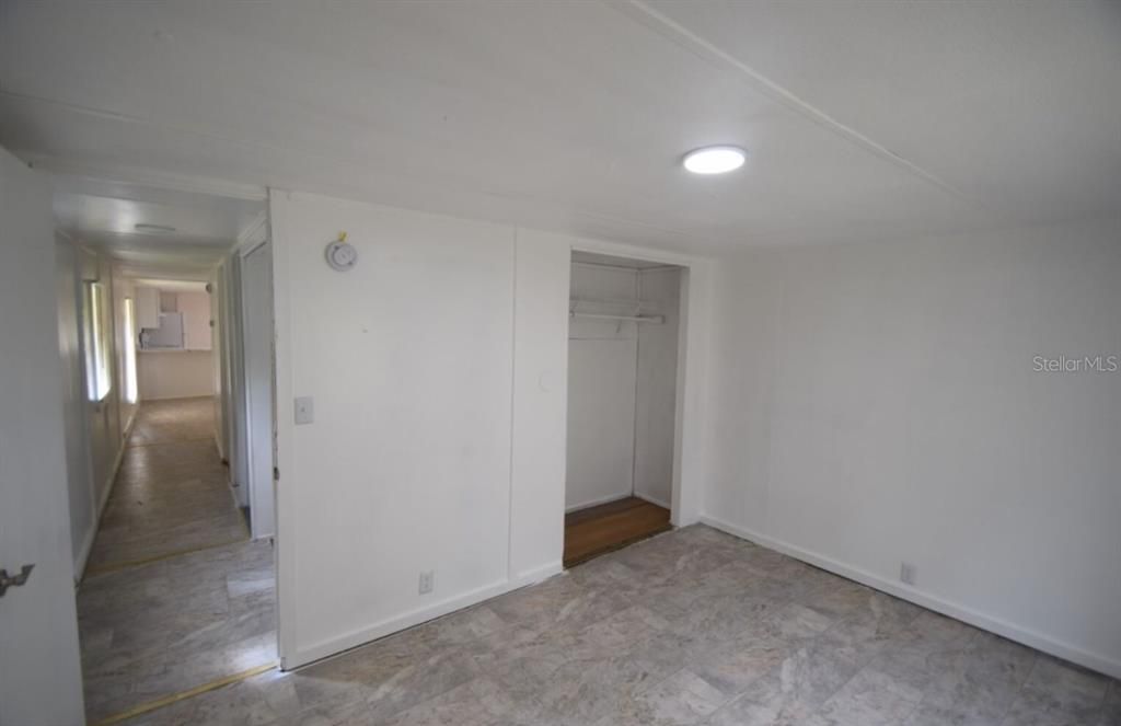 For Rent: $1,295 (2 beds, 1 baths, 742 Square Feet)