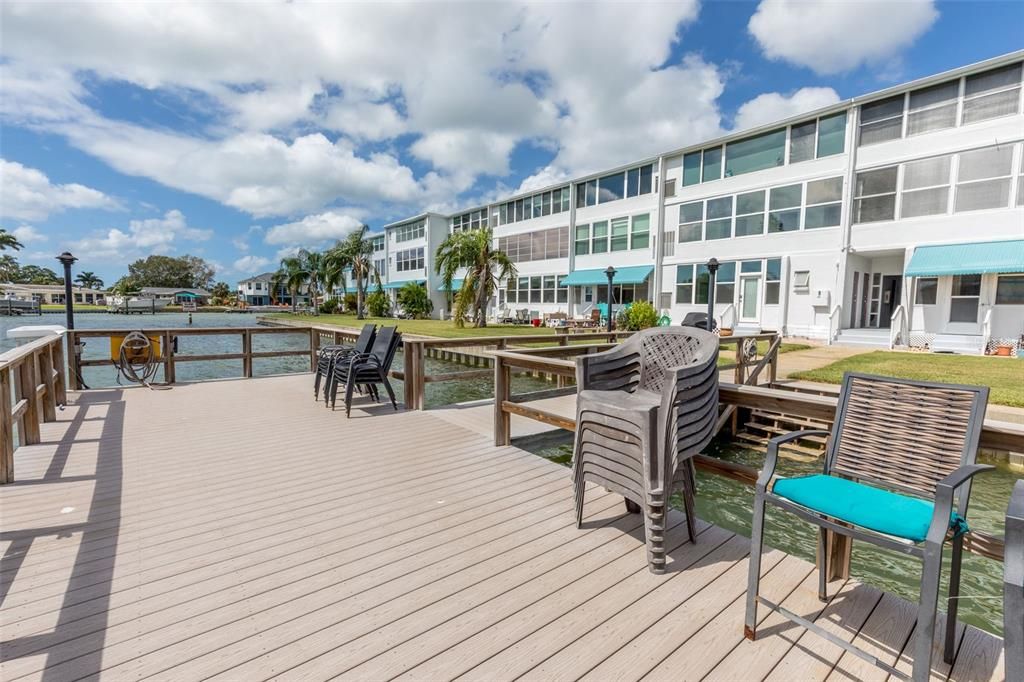 待售: $269,000 (2 贝兹, 2 浴室, 1100 平方英尺)