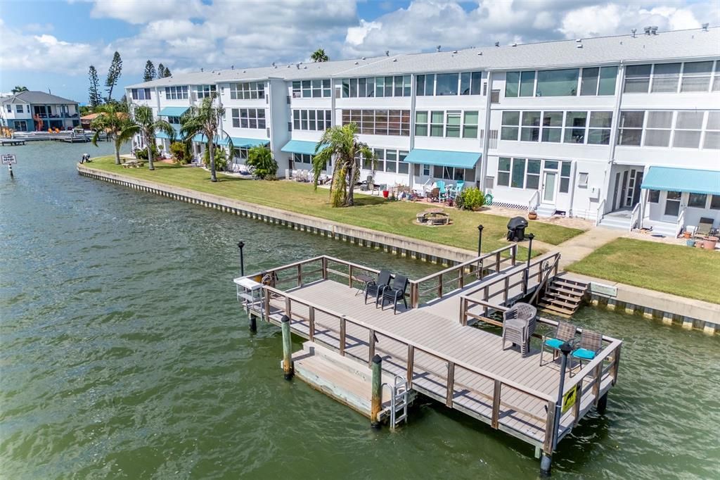 待售: $269,000 (2 贝兹, 2 浴室, 1100 平方英尺)