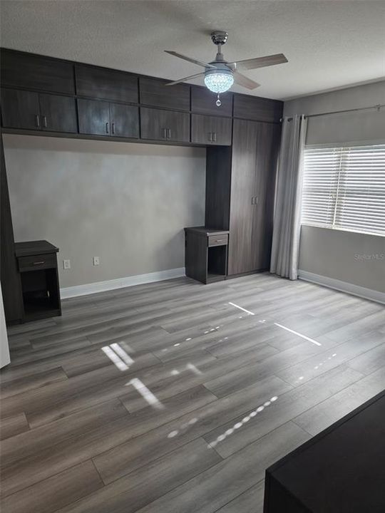 For Rent: $3,300 (3 beds, 2 baths, 2100 Square Feet)