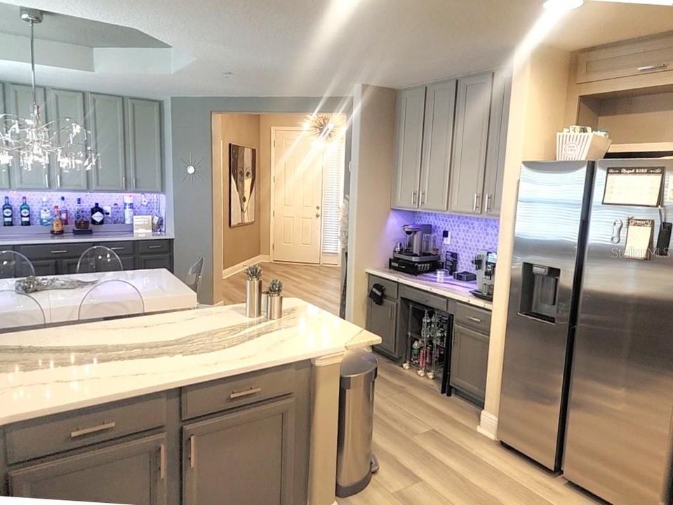 For Rent: $3,300 (3 beds, 2 baths, 2100 Square Feet)