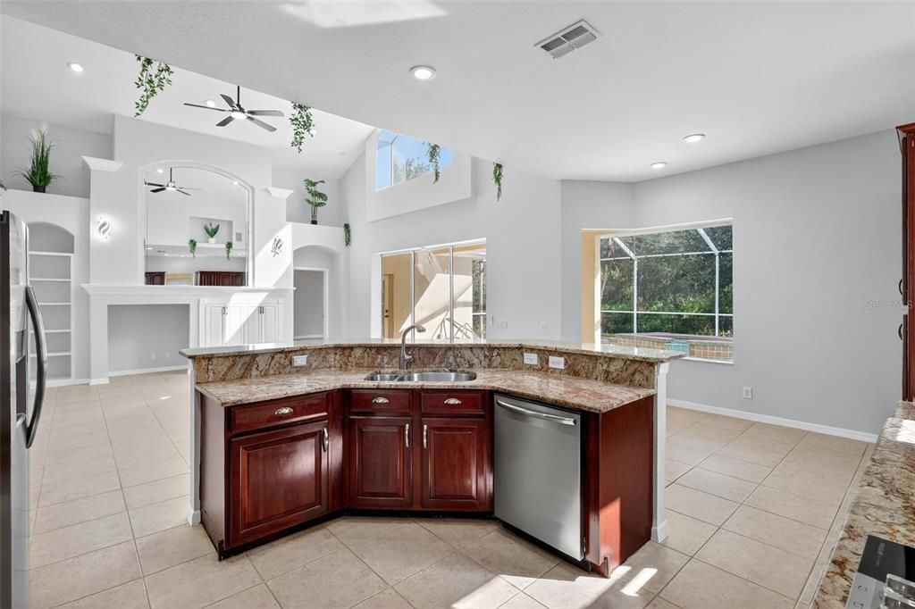 For Sale: $674,700 (5 beds, 3 baths, 3408 Square Feet)