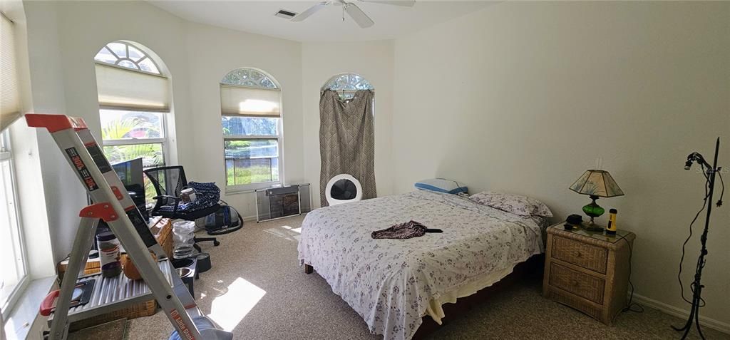 For Rent: $2,900 (3 beds, 2 baths, 2288 Square Feet)