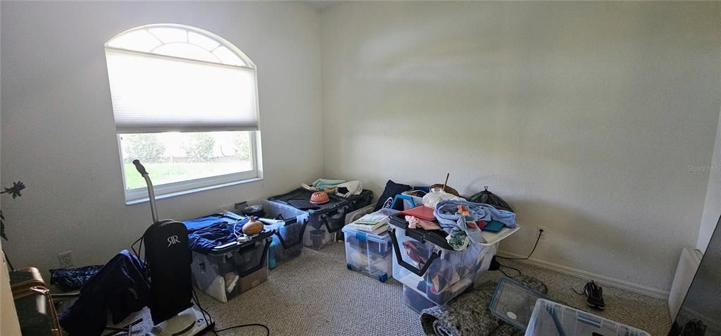 For Rent: $2,900 (3 beds, 2 baths, 2288 Square Feet)