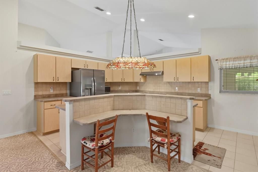 Activo con contrato: $419,900 (3 camas, 3 baños, 2079 Pies cuadrados)