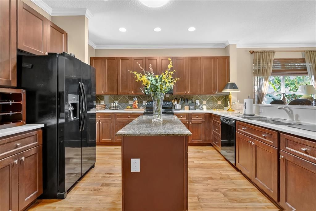 待售: $695,000 (5 贝兹, 3 浴室, 2976 平方英尺)