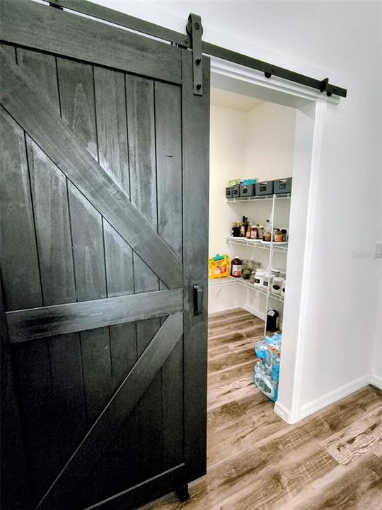 На продажу: $710,000 (3 спален, 2 ванн, 2605 Квадратных фут)