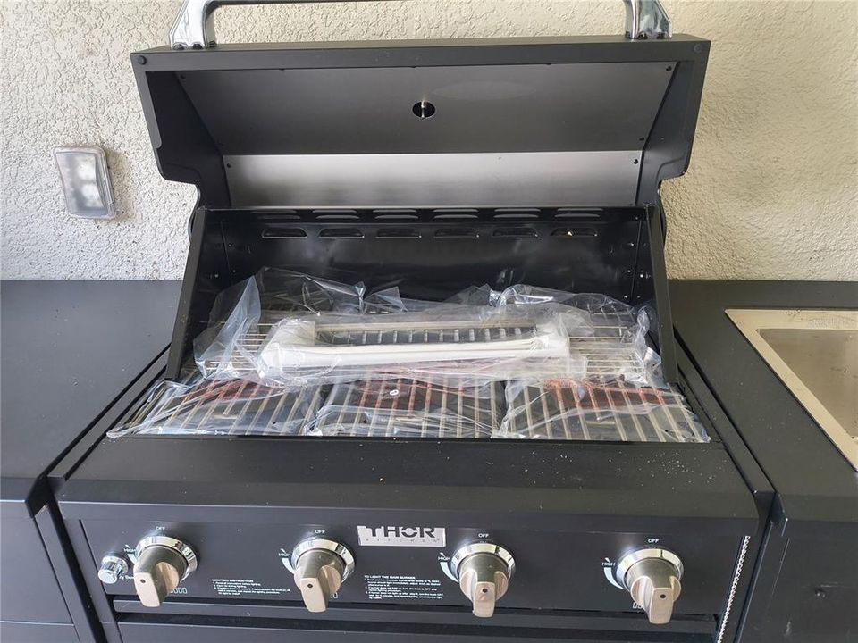 На продажу: $710,000 (3 спален, 2 ванн, 2605 Квадратных фут)