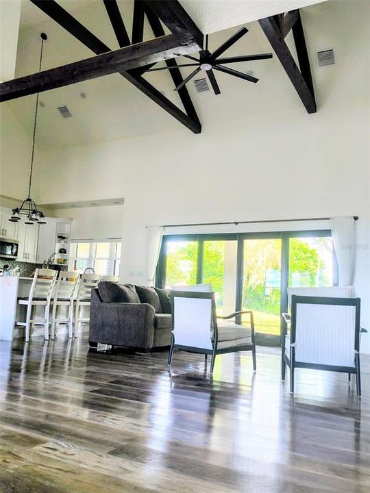 На продажу: $710,000 (3 спален, 2 ванн, 2605 Квадратных фут)