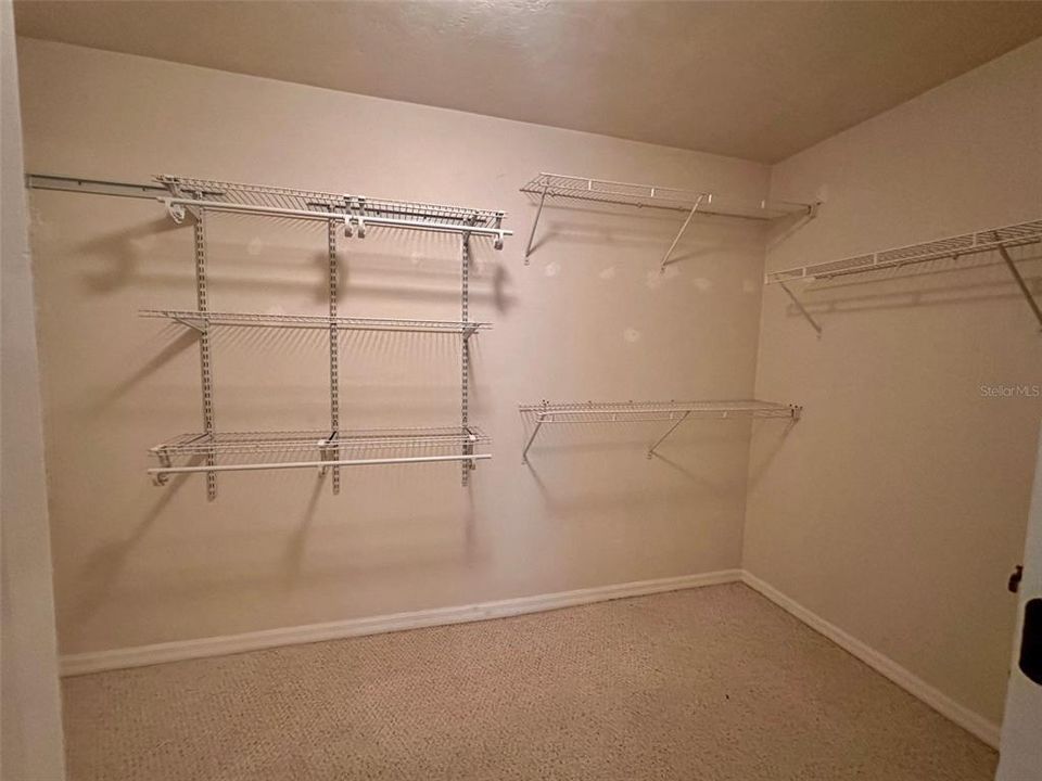 For Sale: $524,900 (4 beds, 3 baths, 2209 Square Feet)