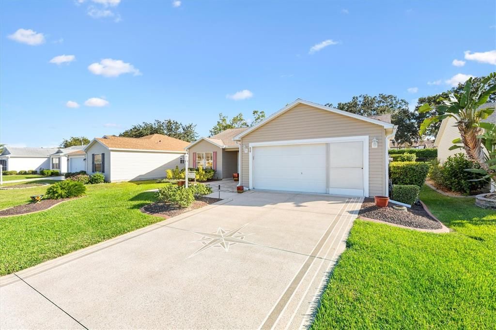 合同活跃: $335,000 (3 贝兹, 2 浴室, 1392 平方英尺)