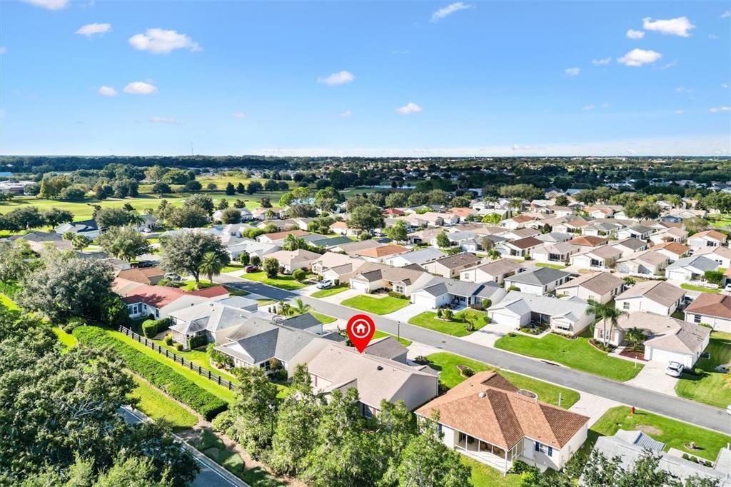 合同活跃: $335,000 (3 贝兹, 2 浴室, 1392 平方英尺)