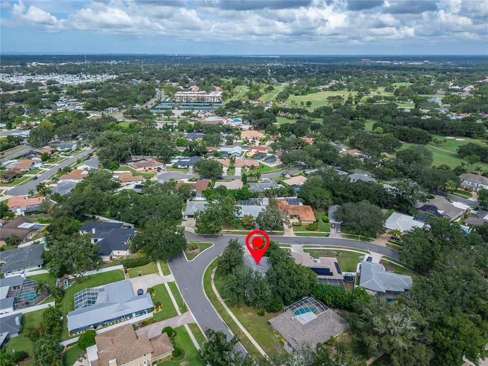 Activo con contrato: $630,000 (4 camas, 3 baños, 2240 Pies cuadrados)