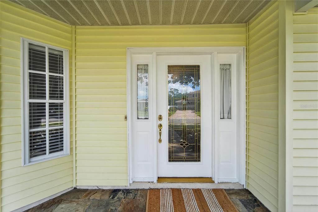 Activo con contrato: $630,000 (4 camas, 3 baños, 2240 Pies cuadrados)