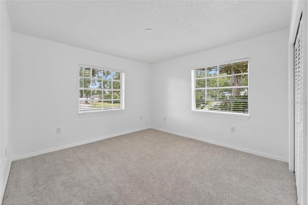 Activo con contrato: $630,000 (4 camas, 3 baños, 2240 Pies cuadrados)