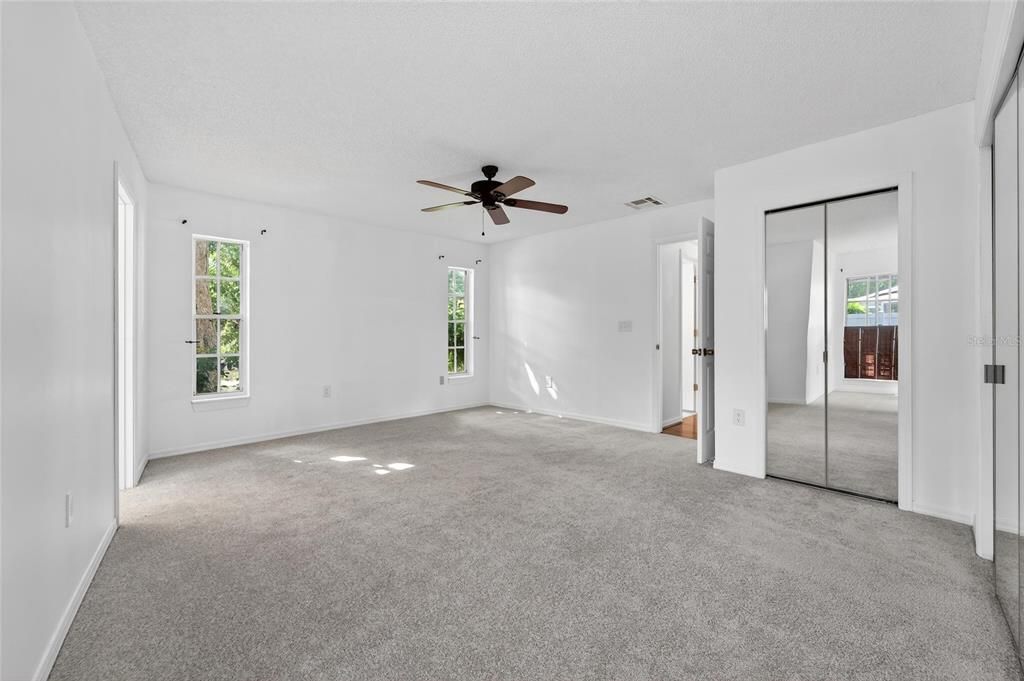 Activo con contrato: $630,000 (4 camas, 3 baños, 2240 Pies cuadrados)