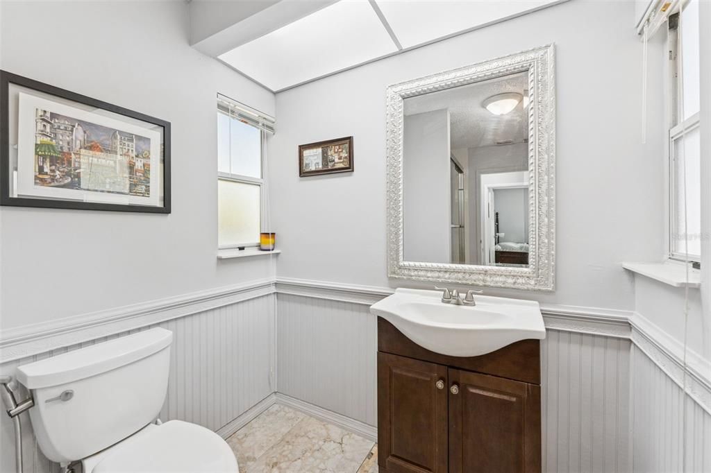 Active With Contract: $442,000 (3 beds, 2 baths, 1688 Square Feet)