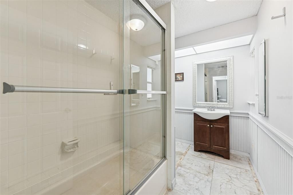 Active With Contract: $442,000 (3 beds, 2 baths, 1688 Square Feet)