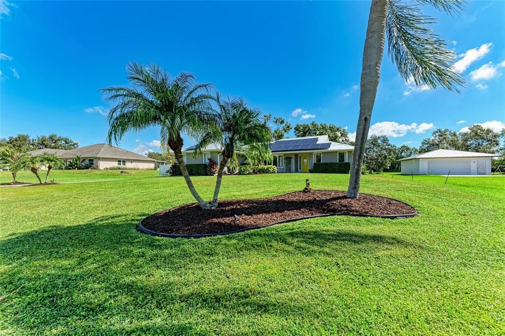 合同活跃: $799,000 (3 贝兹, 2 浴室, 1877 平方英尺)