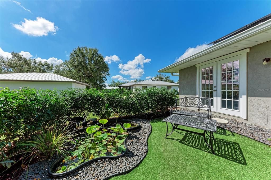 合同活跃: $799,000 (3 贝兹, 2 浴室, 1877 平方英尺)