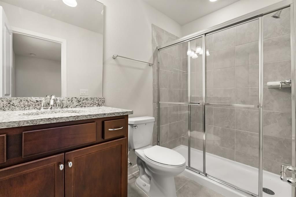 Под контрактом: $565,000 (5 спален, 5 ванн, 2621 Квадратных фут)