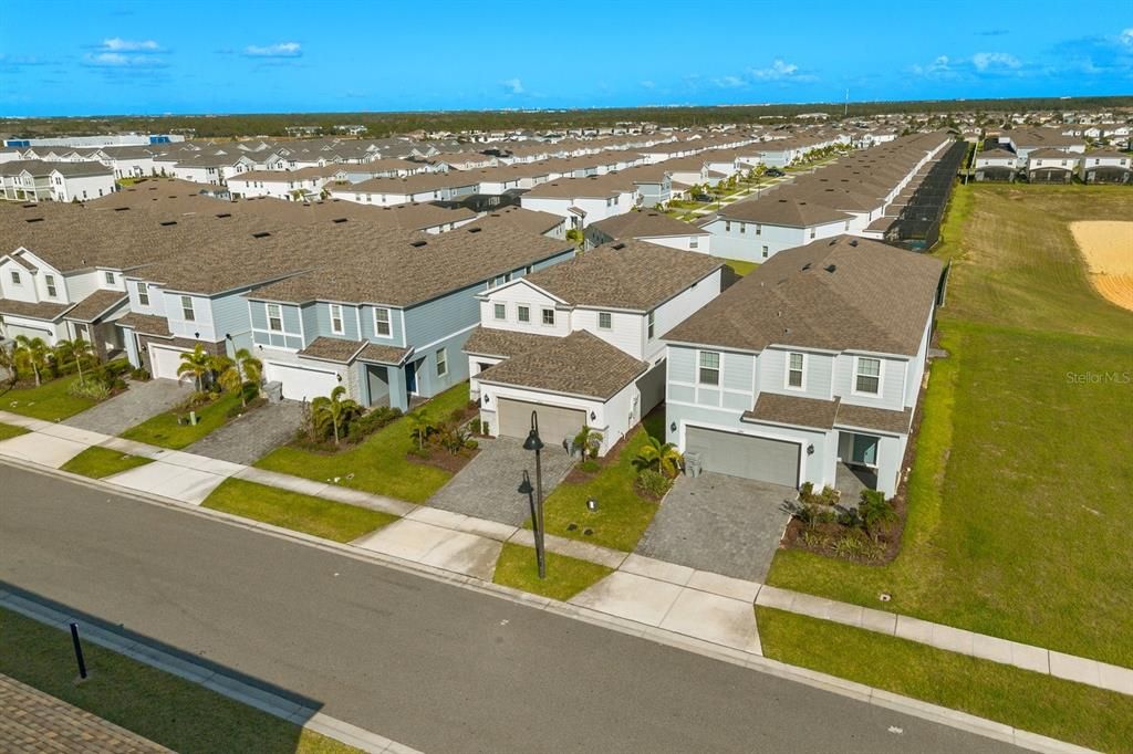 Под контрактом: $565,000 (5 спален, 5 ванн, 2621 Квадратных фут)