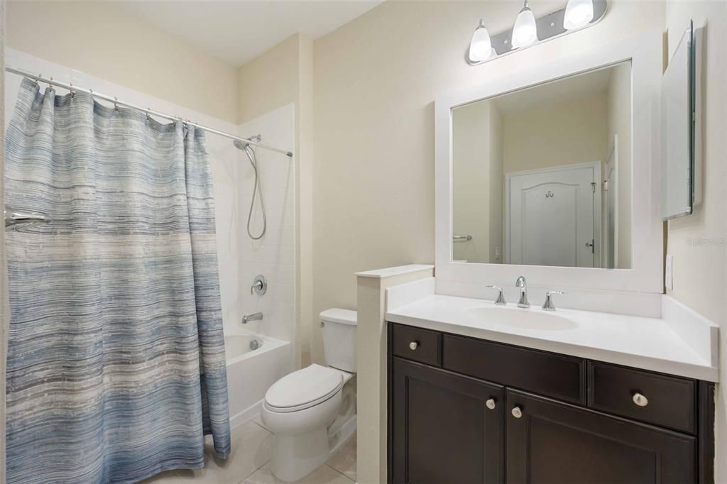 Active With Contract: $340,000 (2 beds, 2 baths, 1525 Square Feet)