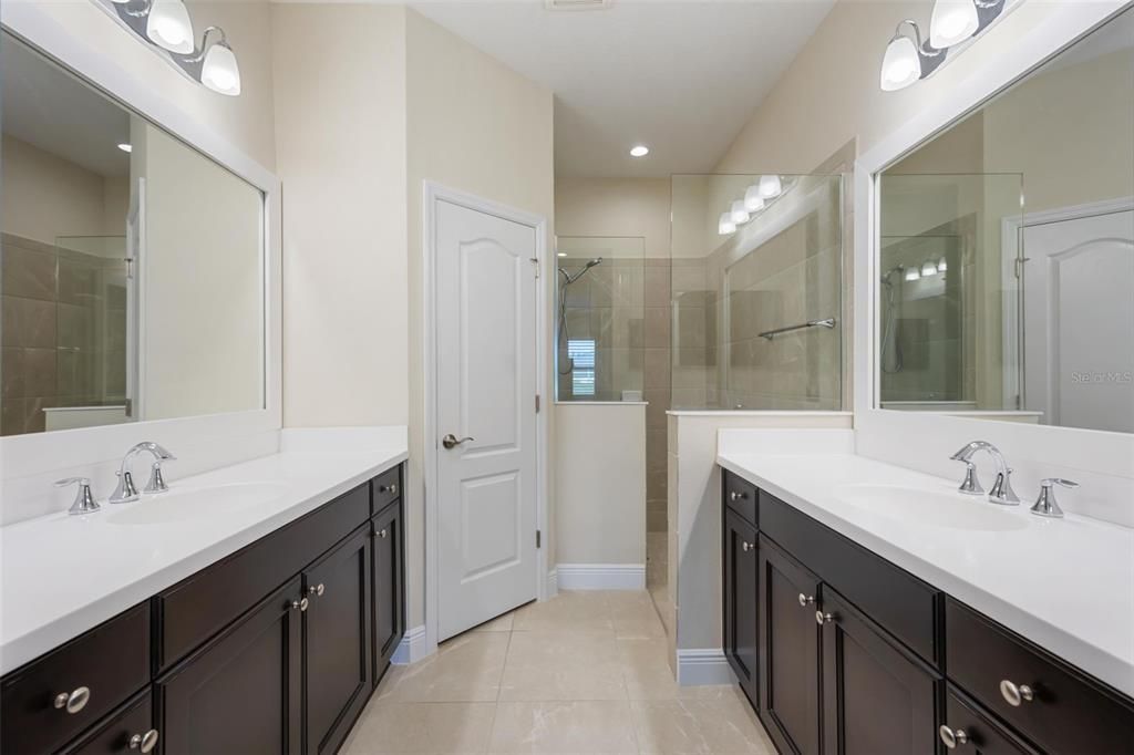 Active With Contract: $340,000 (2 beds, 2 baths, 1525 Square Feet)