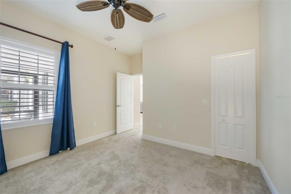 Active With Contract: $340,000 (2 beds, 2 baths, 1525 Square Feet)