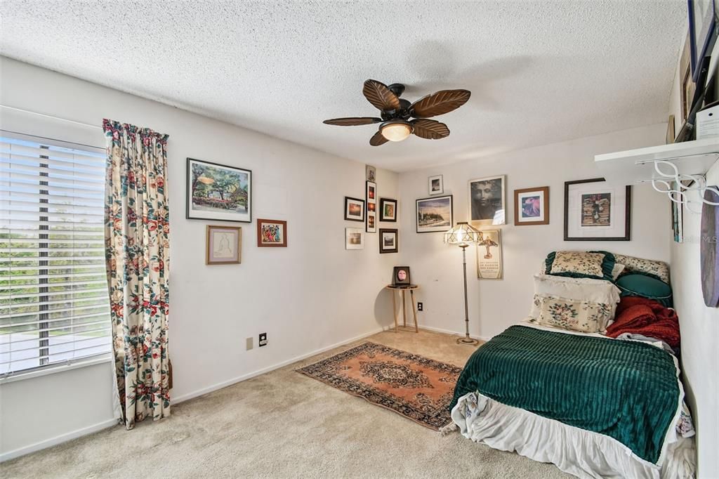 For Sale: $269,900 (2 beds, 2 baths, 1456 Square Feet)