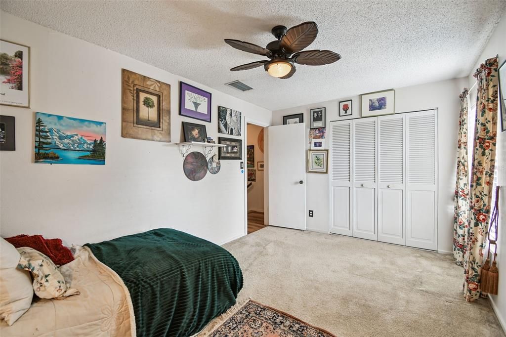 For Sale: $269,900 (2 beds, 2 baths, 1456 Square Feet)