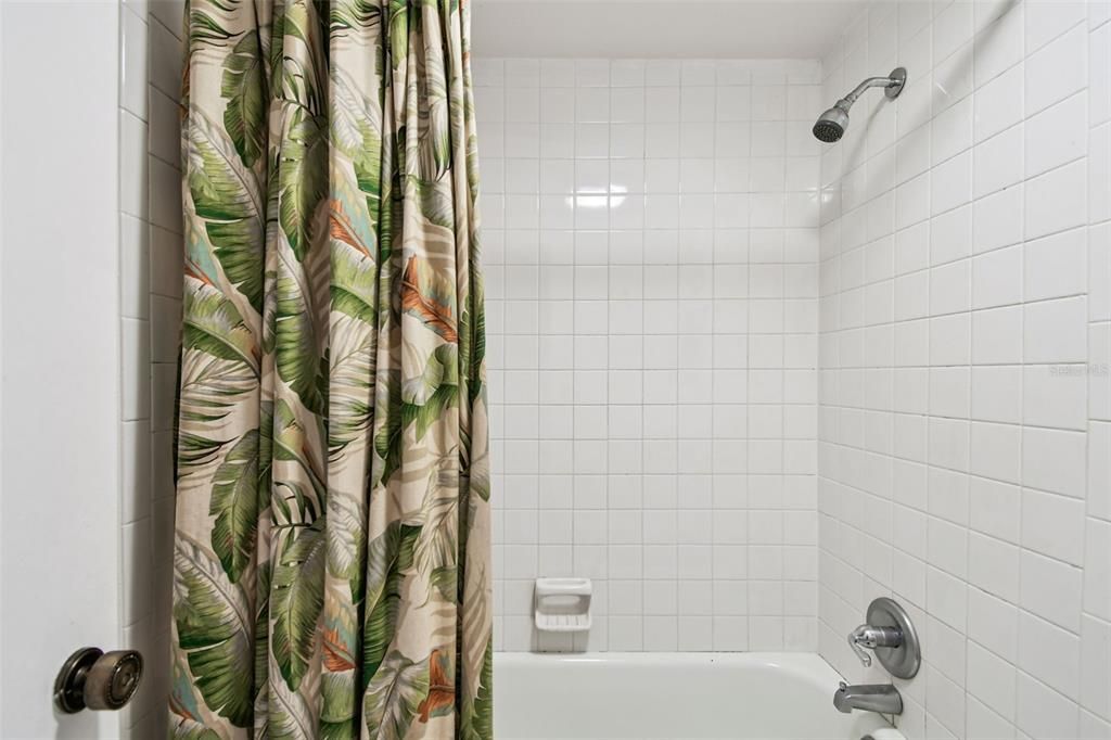 For Sale: $269,900 (2 beds, 2 baths, 1456 Square Feet)