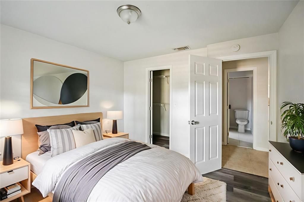 Active With Contract: $335,000 (3 beds, 2 baths, 1840 Square Feet)