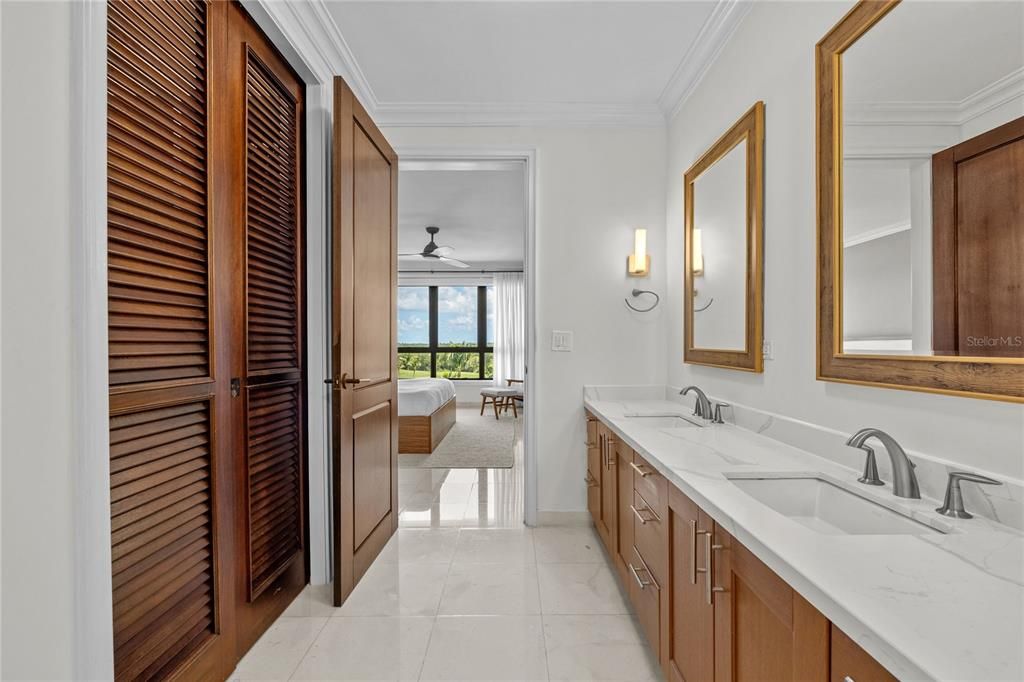 待售: $2,495,000 (4 贝兹, 3 浴室, 2696 平方英尺)