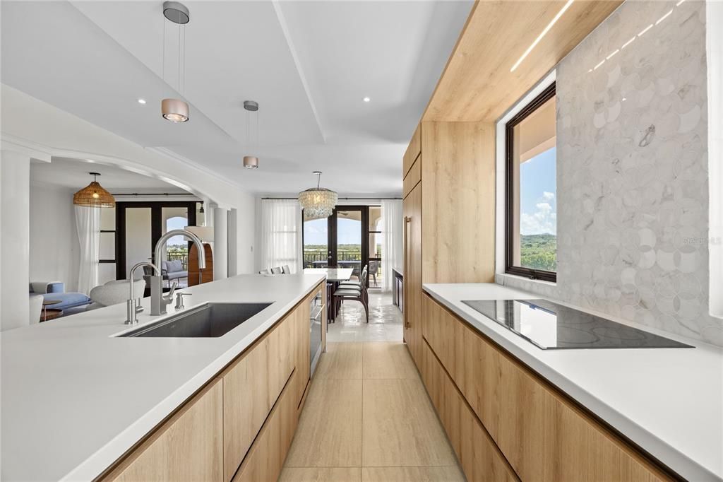 待售: $2,495,000 (4 贝兹, 3 浴室, 2696 平方英尺)