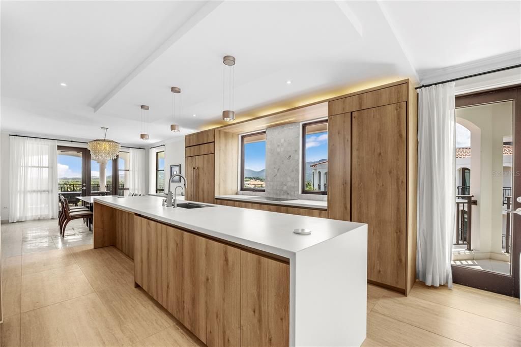 待售: $2,495,000 (4 贝兹, 3 浴室, 2696 平方英尺)