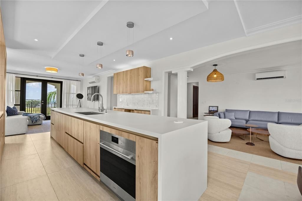 待售: $2,495,000 (4 贝兹, 3 浴室, 2696 平方英尺)